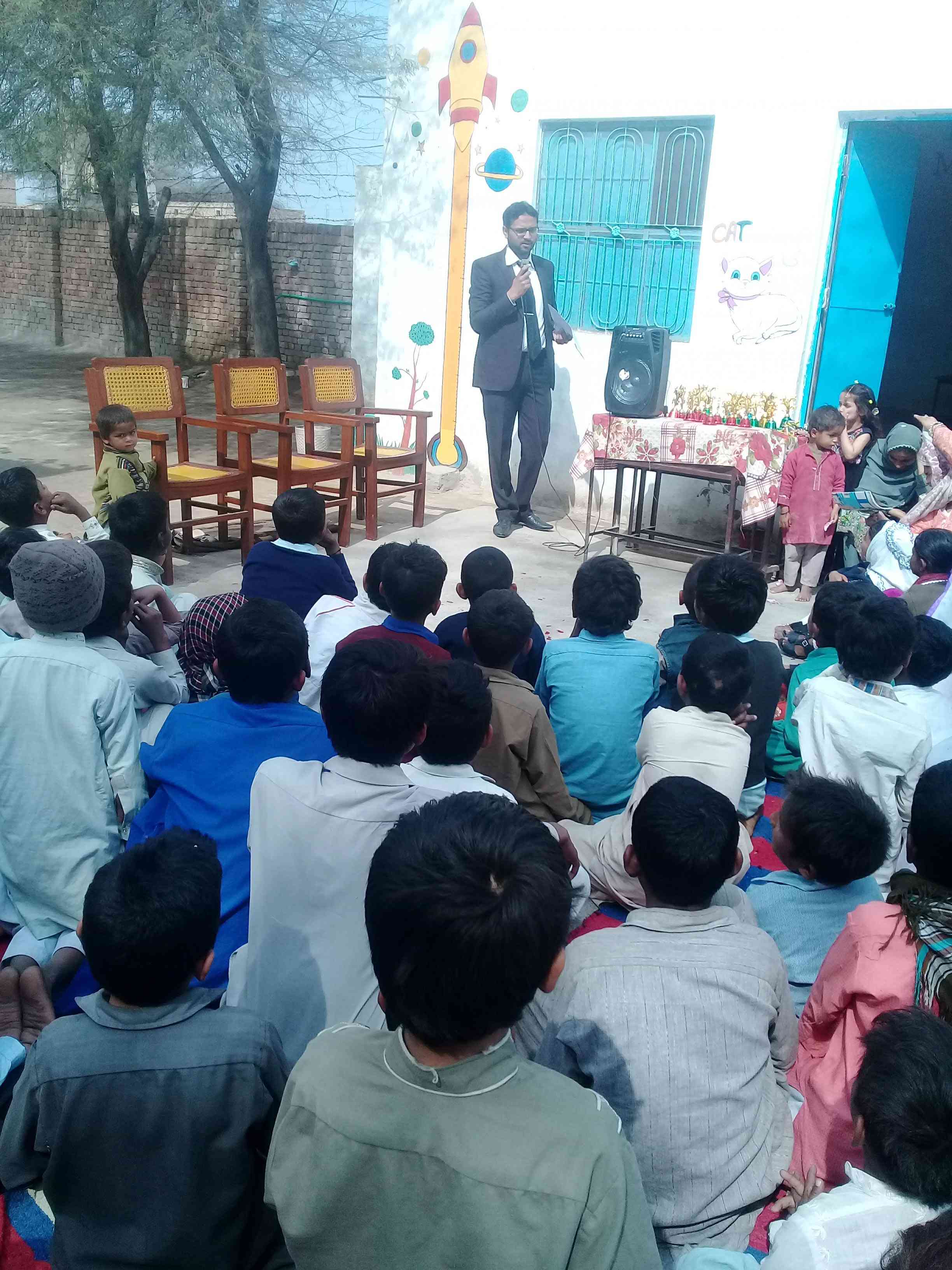 The principal encouraged the student to work hard.